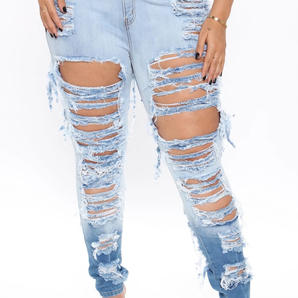 Sexy shredded jeans - Picture 6 of 8